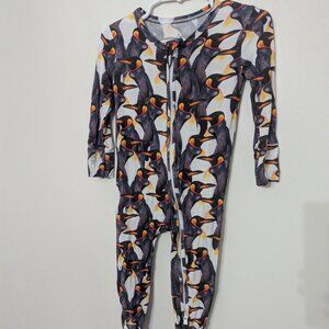 Muse Threads Penguin Bamboo Footie PJs Size 18-24 Months